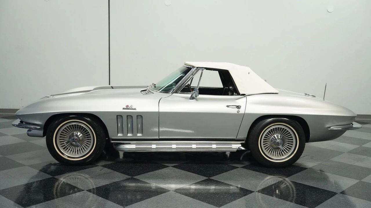1966 Chevrolet Corvette C2 - Image 3 of 12