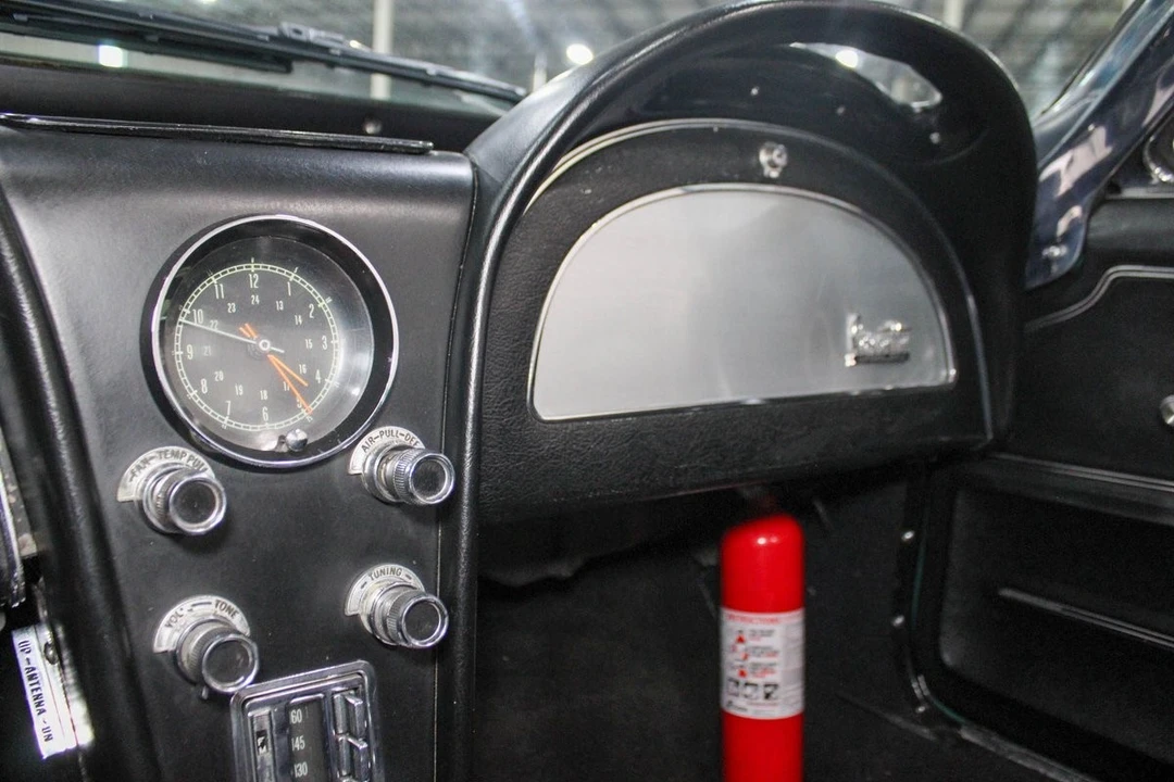 1966 Chevrolet Corvette C2 - Image 12 of 12
