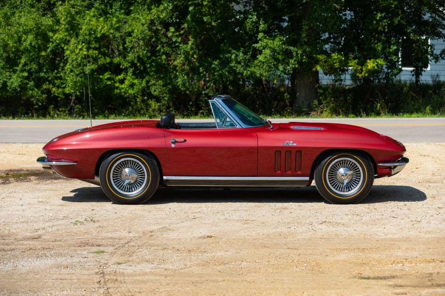 1966 Chevrolet Corvette C2 - Image 9 of 23
