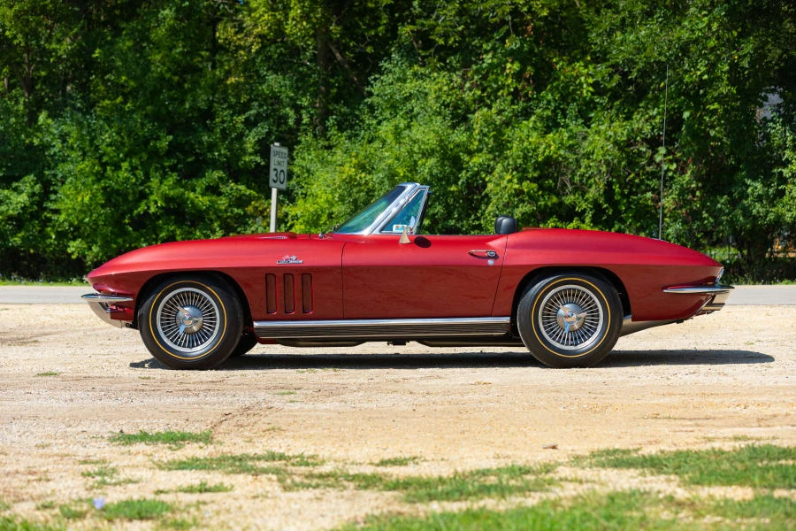 1966 Chevrolet Corvette C2 - Image 2 of 23