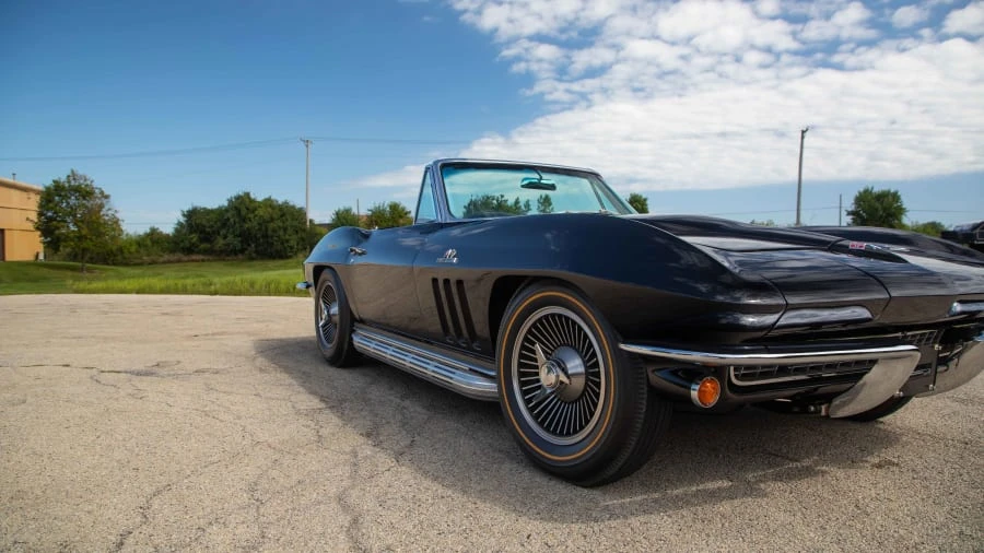 1966 Chevrolet Corvette C2 - Image 11 of 20