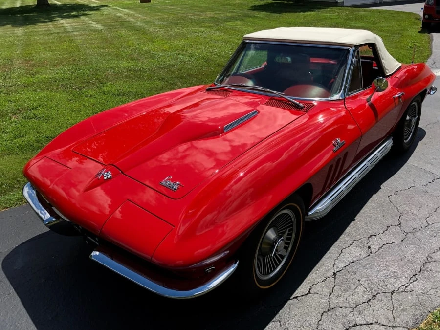 1966 Chevrolet Corvette C2 - Image 11 of 12