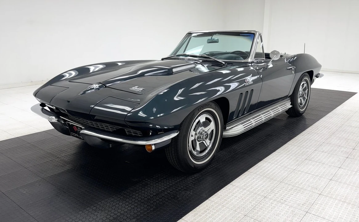1966 Chevrolet Corvette C2 - Image 3 of 31
