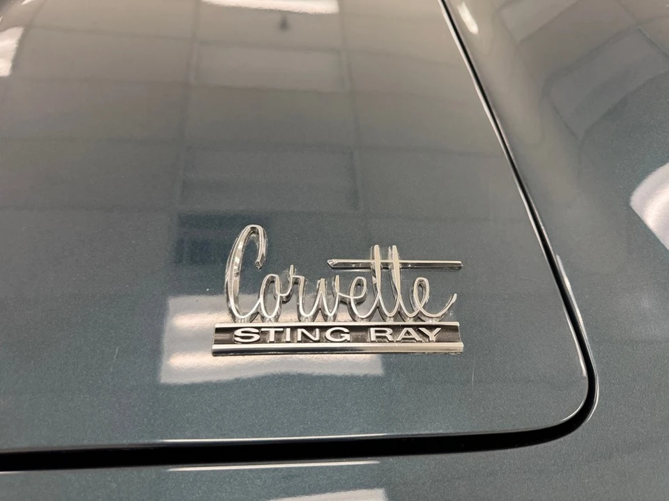 1966 Chevrolet Corvette C2 - Image 16 of 31