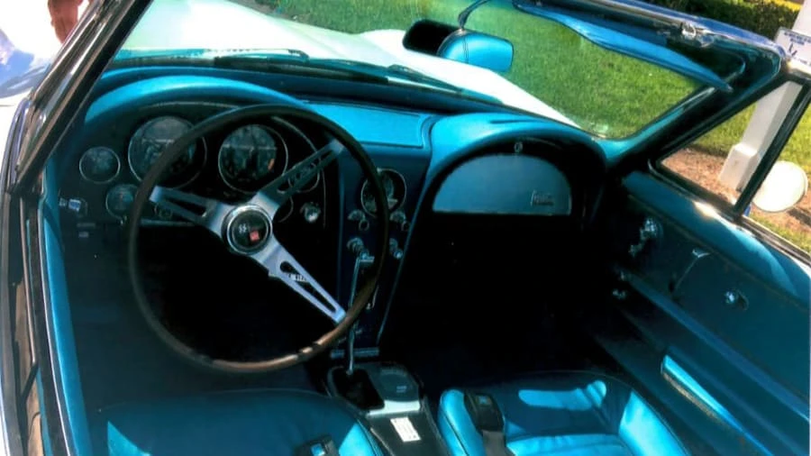 1966 Chevrolet Corvette C2 - Image 2 of 3