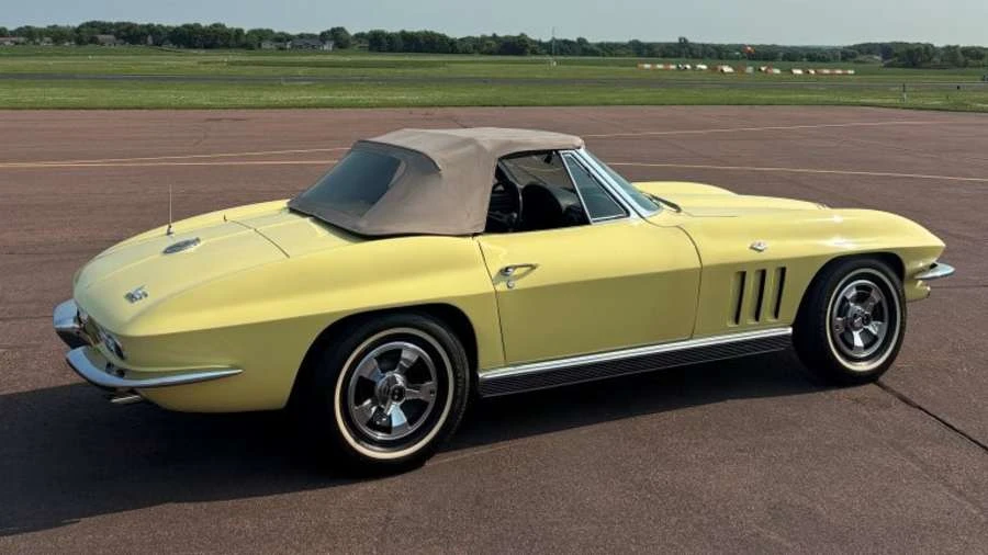1966 Chevrolet Corvette C2 - Image 3 of 31