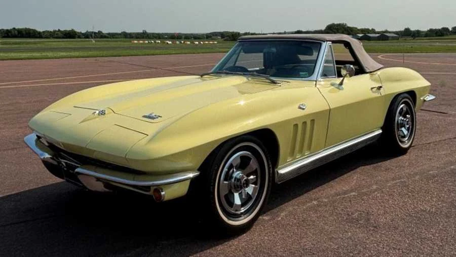 1966 Chevrolet Corvette C2 - Image 7 of 31