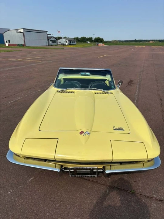 1966 Chevrolet Corvette C2 - Image 19 of 31