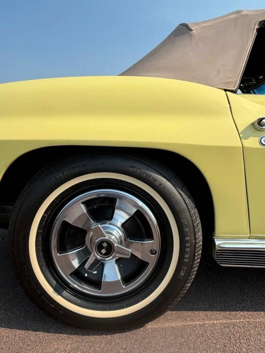 1966 Chevrolet Corvette C2 - Image 13 of 31