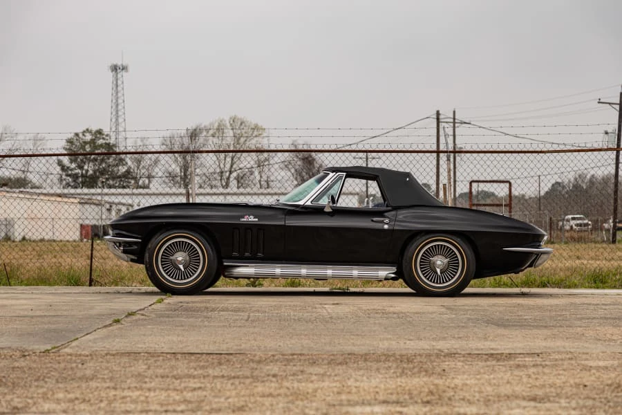 1966 Chevrolet Corvette C2 - Image 2 of 31