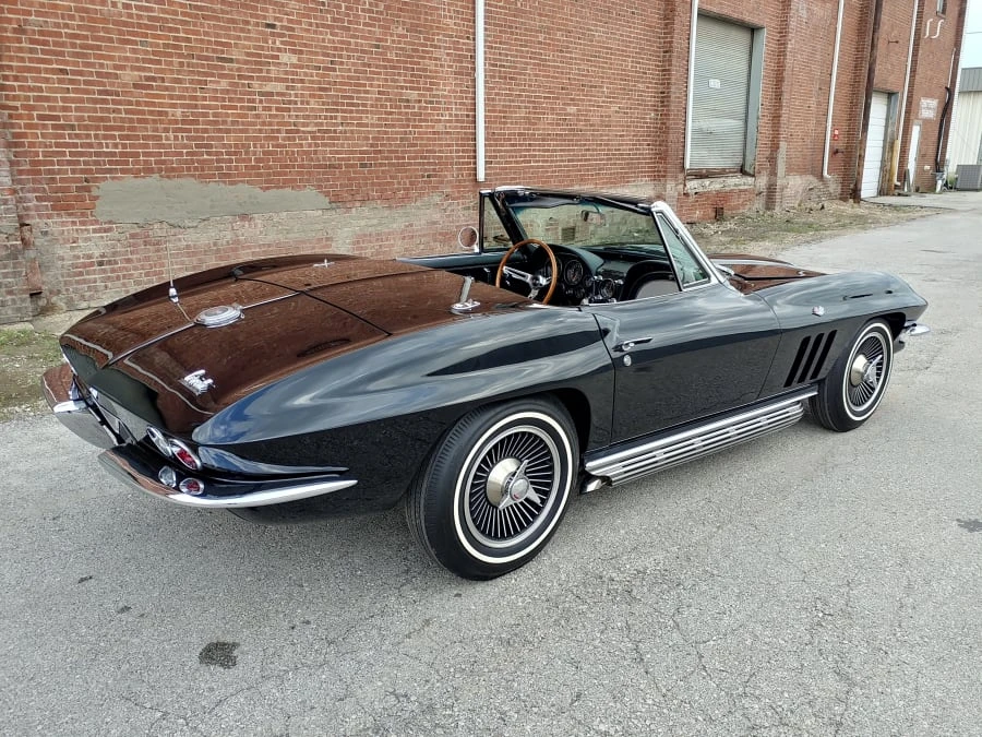 1966 Chevrolet Corvette C2 - Image 2 of 7