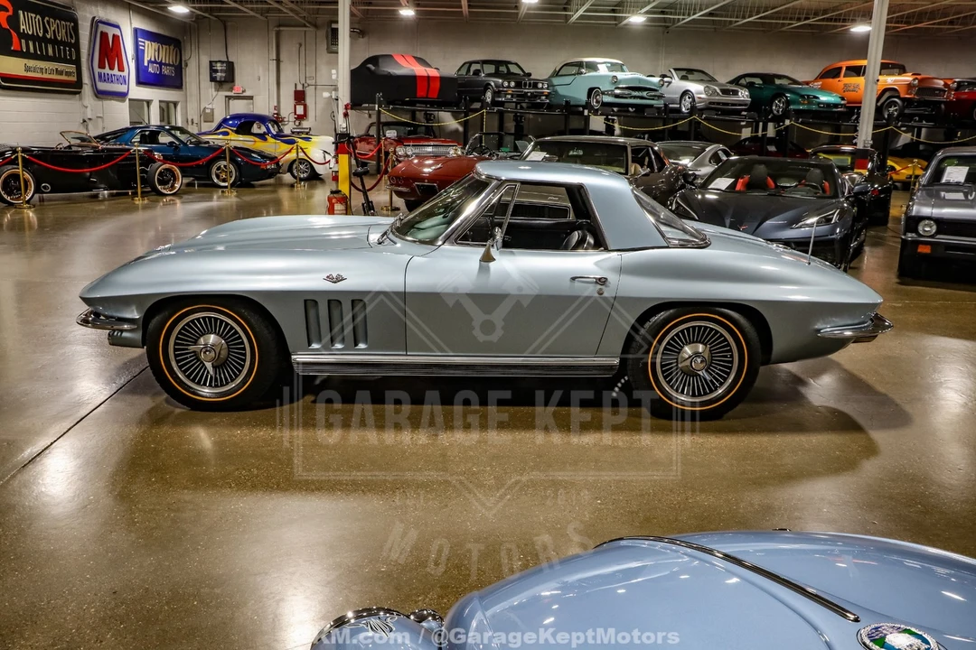 1966 Chevrolet Corvette C2 - Image 17 of 31