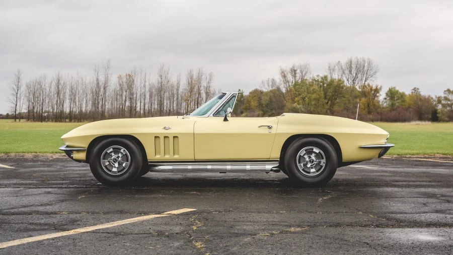 1966 Chevrolet Corvette C2 - Image 2 of 20
