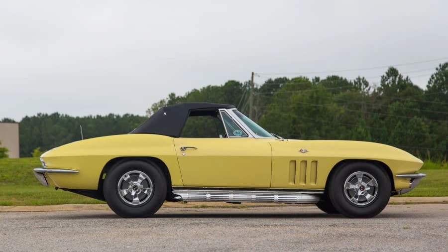 1966 Chevrolet Corvette C2 - Image 8 of 12