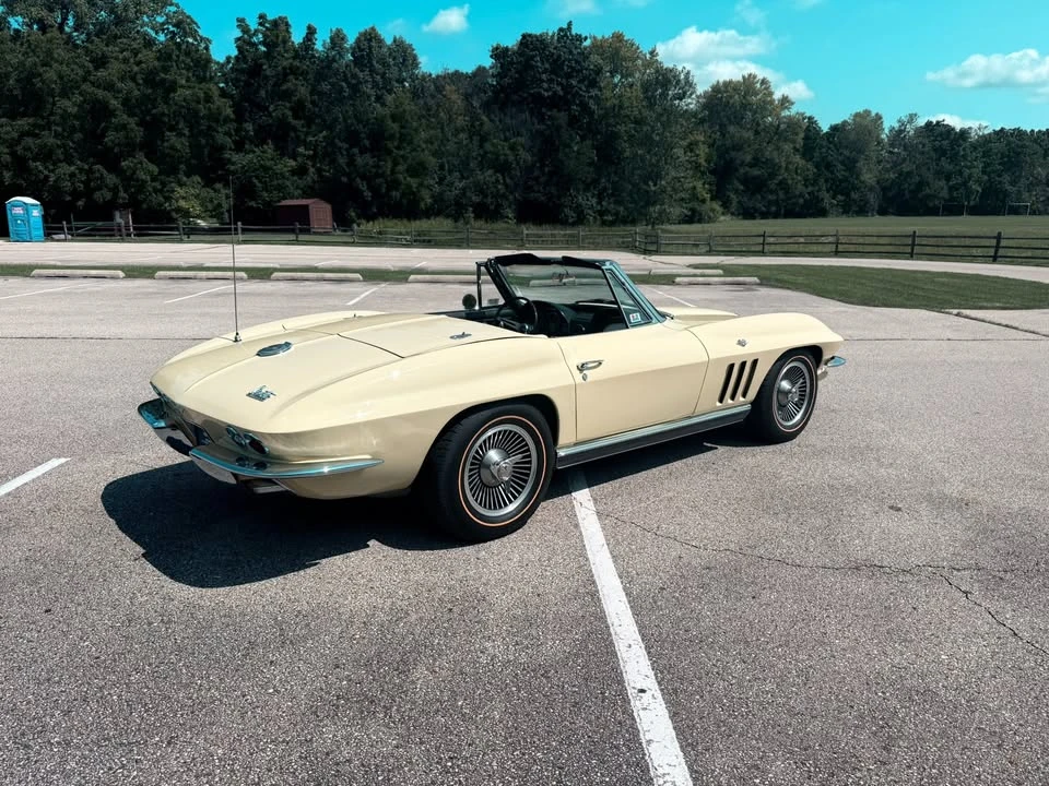 1966 Chevrolet Corvette C2 - Image 9 of 20