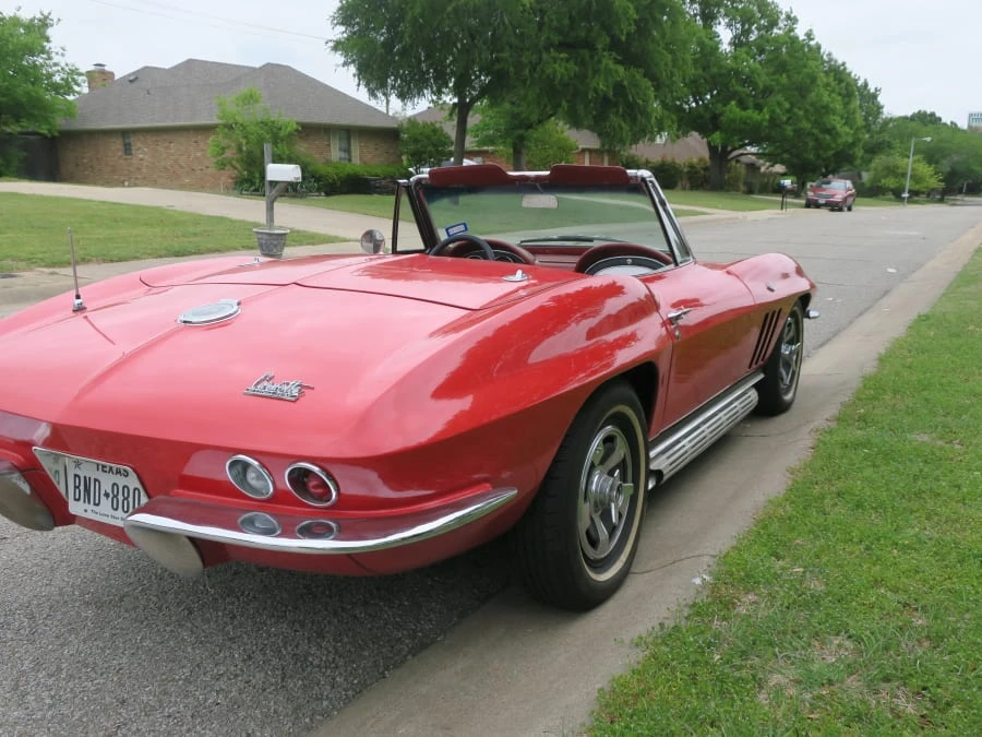 1966 Chevrolet Corvette C2 - Image 8 of 10