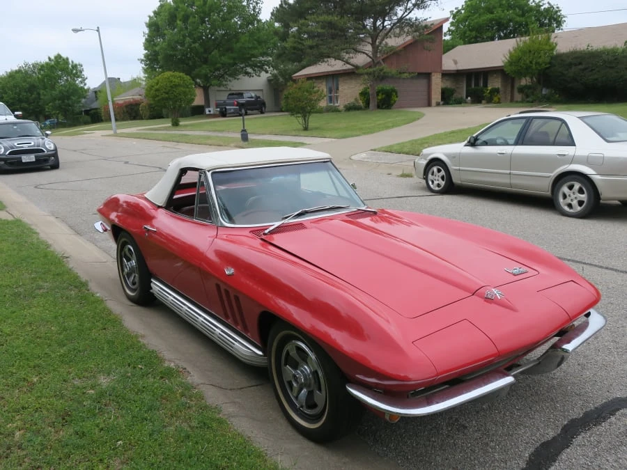 1966 Chevrolet Corvette C2 - Image 10 of 10
