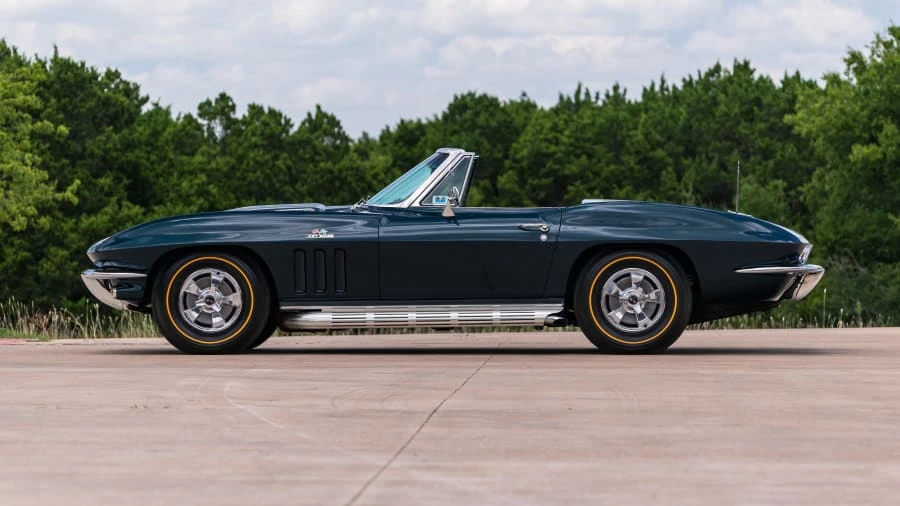 1966 Chevrolet Corvette C2 - Image 2 of 12