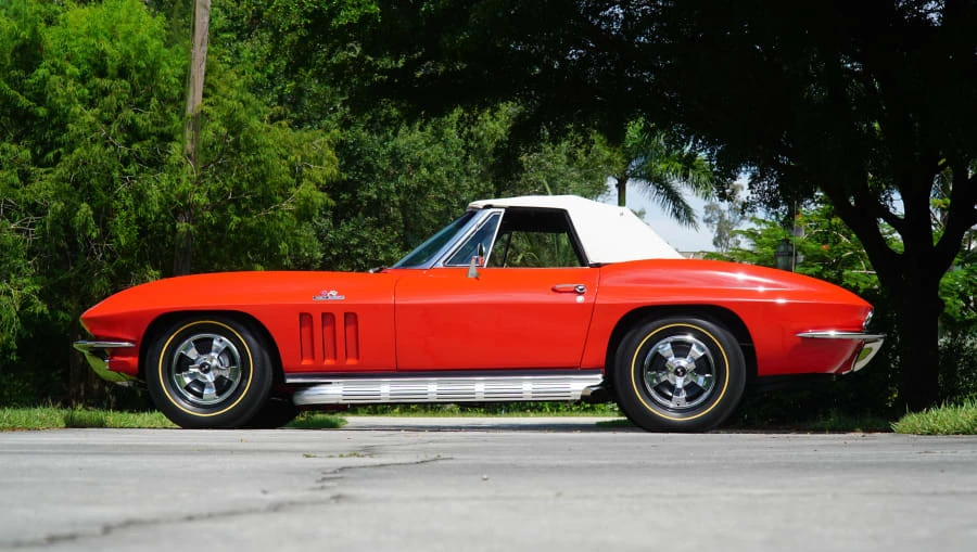 1966 Chevrolet Corvette C2 - Image 2 of 17