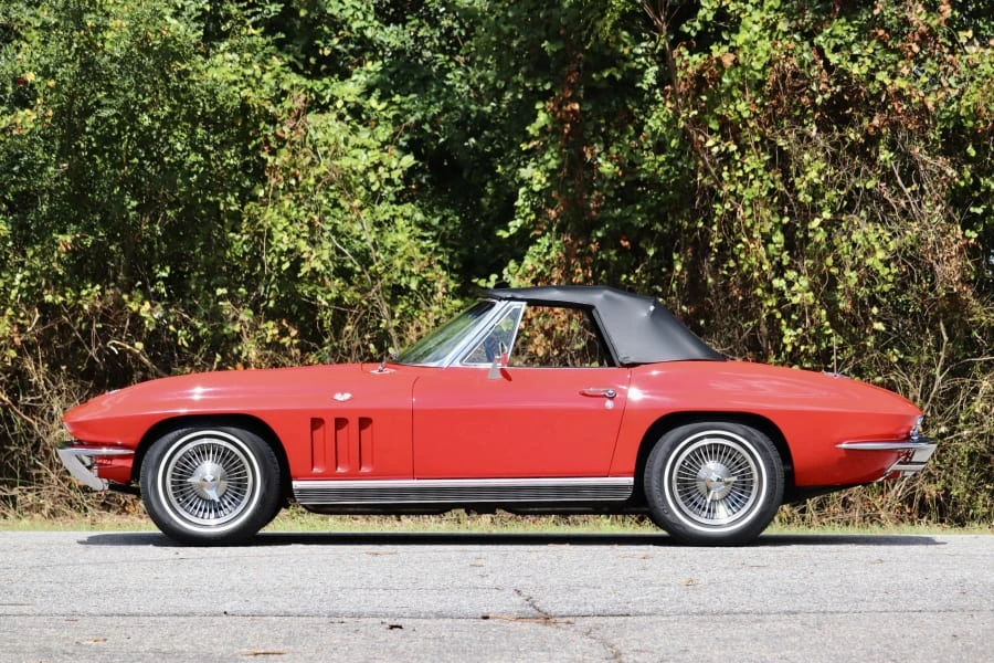 1966 Chevrolet Corvette C2 - Image 2 of 24