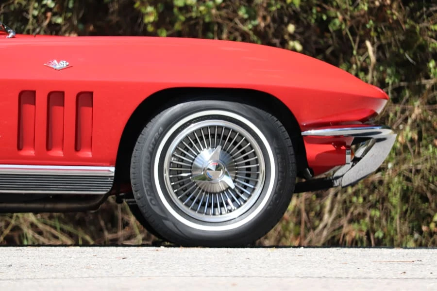 1966 Chevrolet Corvette C2 - Image 10 of 24
