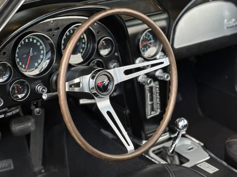 1966 Chevrolet Corvette C2 - Image 12 of 24