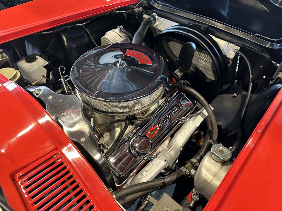 1966 Chevrolet Corvette C2 - Image 19 of 24