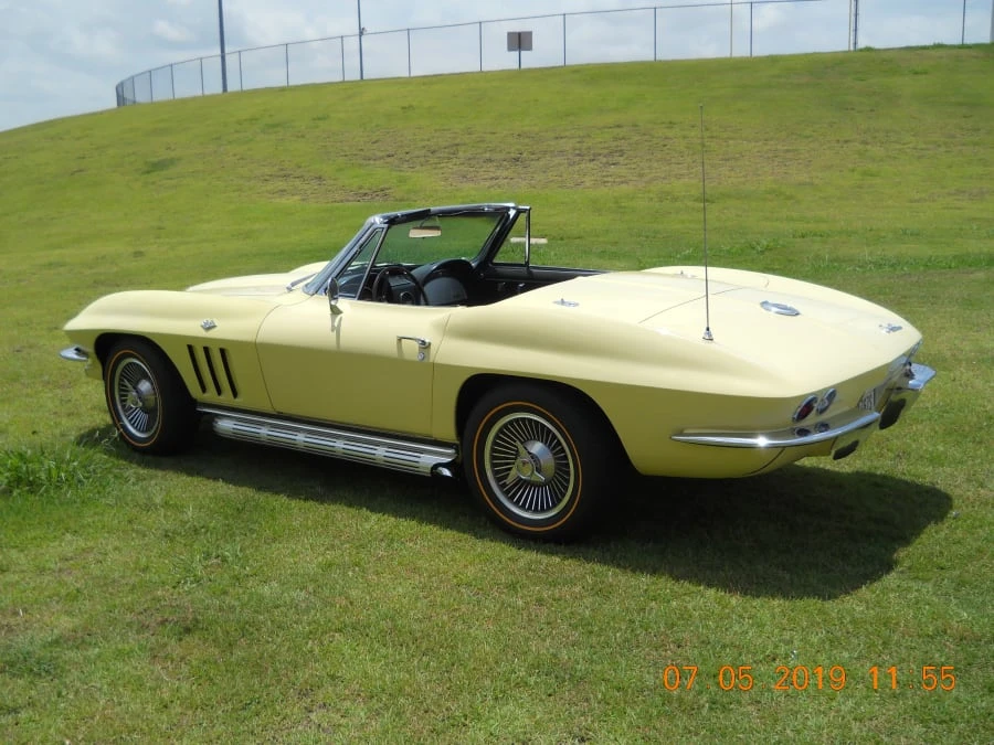 1966 Chevrolet Corvette C2 - Image 2 of 12