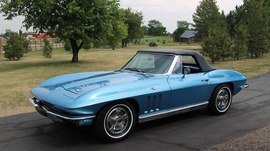 1966 Chevrolet Corvette C2 - Image 10 of 10