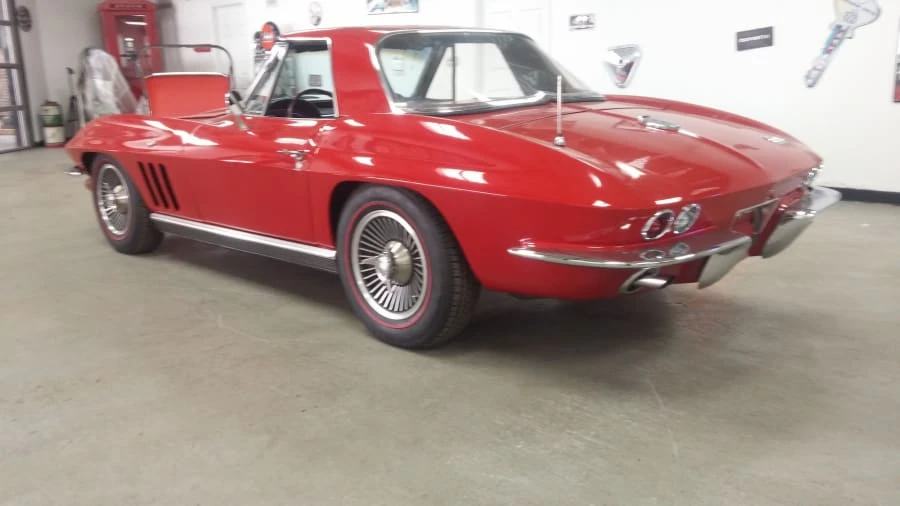 1966 Chevrolet Corvette C2 - Image 2 of 4