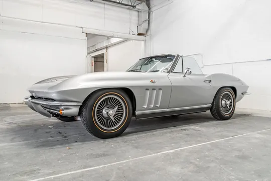 1966 Chevrolet Corvette C2 - Image 3 of 31