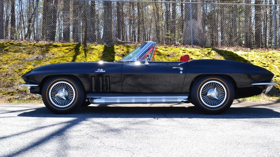 1966 Chevrolet Corvette C2 - Image 2 of 8