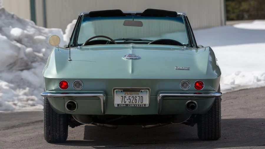 1966 Chevrolet Corvette C2 - Image 15 of 20