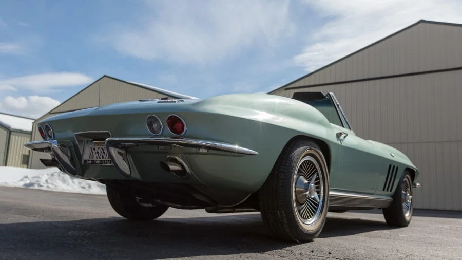 1966 Chevrolet Corvette C2 - Image 19 of 20