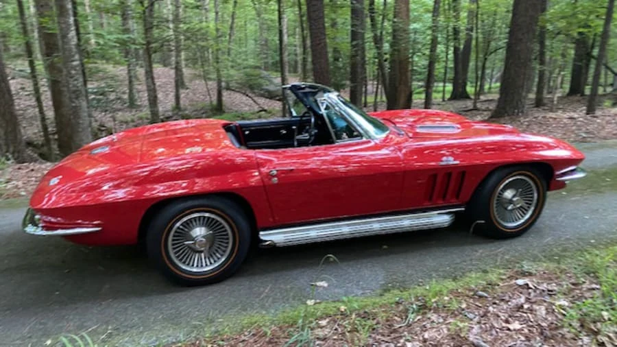 1966 Chevrolet Corvette C2 - Image 26 of 27
