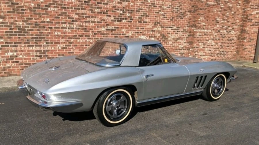 1966 Chevrolet Corvette C2 - Image 6 of 12