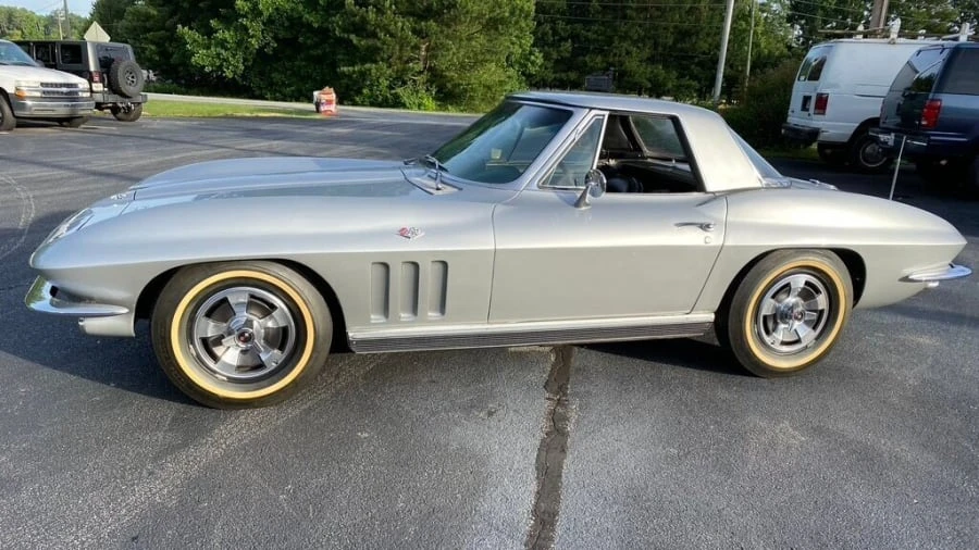 1966 Chevrolet Corvette C2 - Image 10 of 12