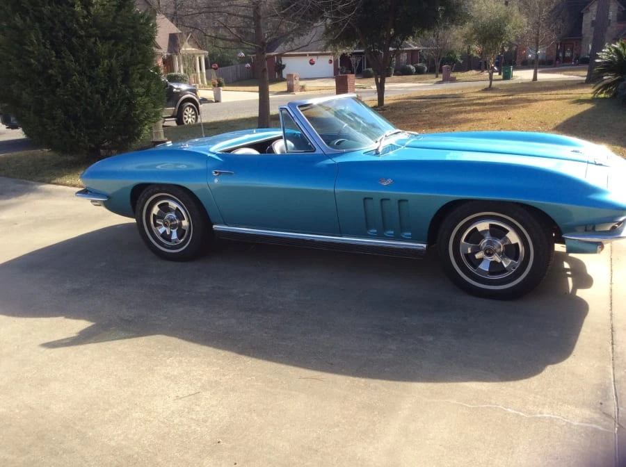 1966 Chevrolet Corvette C2 - Image 10 of 11