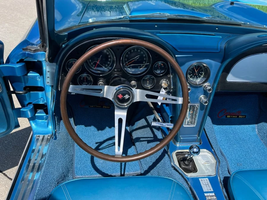 1966 Chevrolet Corvette C2 - Image 10 of 18
