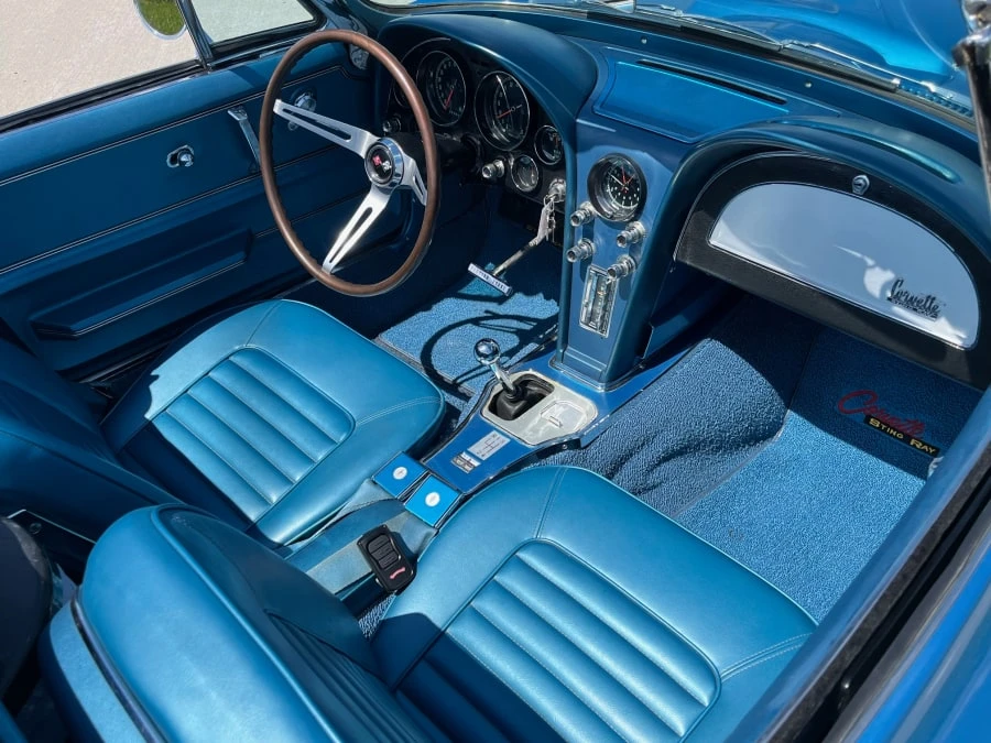 1966 Chevrolet Corvette C2 - Image 11 of 18