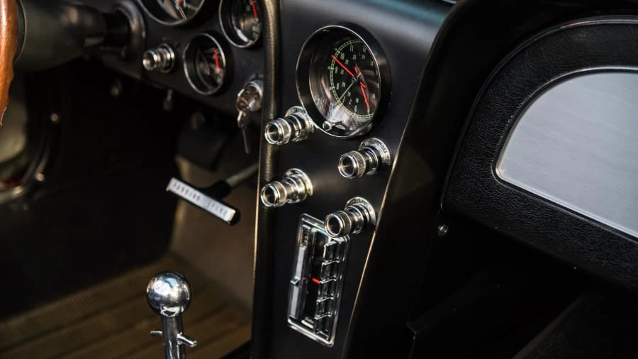 1966 Chevrolet Corvette C2 - Image 19 of 22