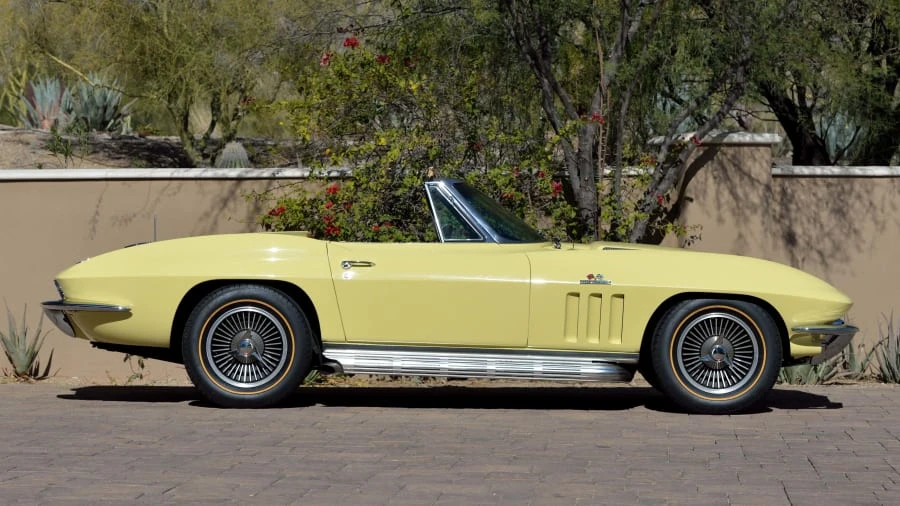 1966 Chevrolet Corvette C2 - Image 2 of 31