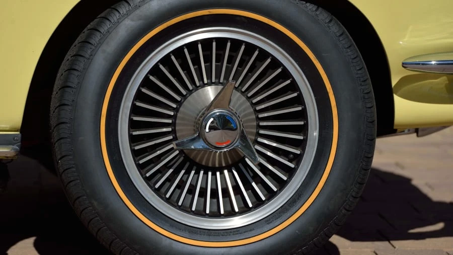 1966 Chevrolet Corvette C2 - Image 15 of 31