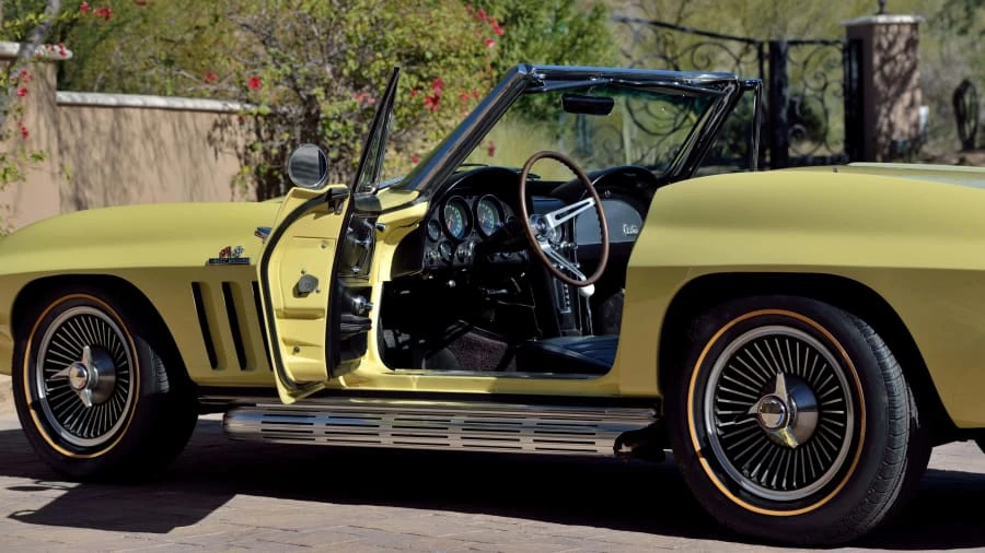 1966 Chevrolet Corvette C2 - Image 17 of 31