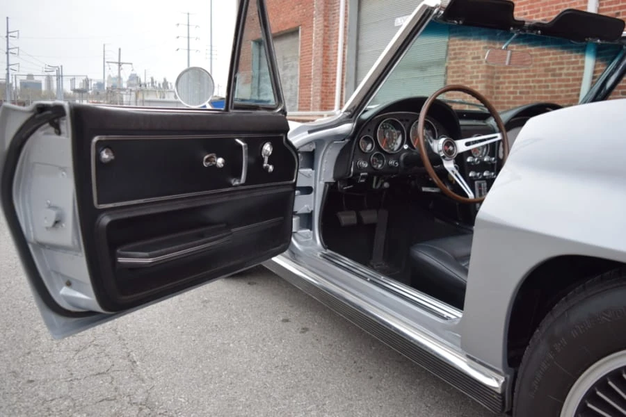 1966 Chevrolet Corvette C2 - Image 4 of 7