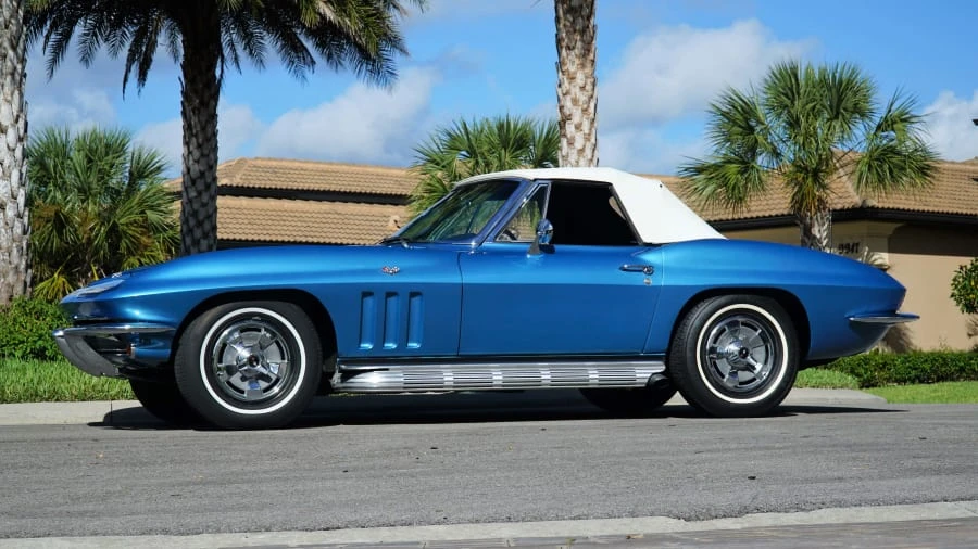 1966 Chevrolet Corvette C2 - Image 12 of 13