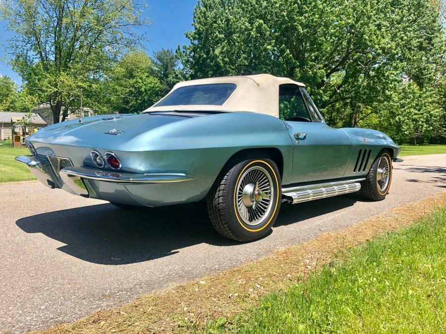 1966 Chevrolet Corvette C2 - Image 10 of 12