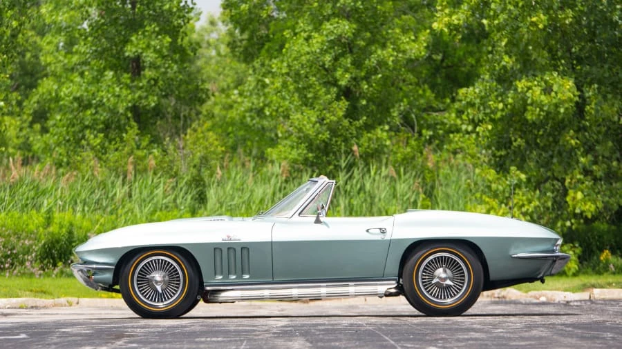 1966 Chevrolet Corvette C2 - Image 2 of 20