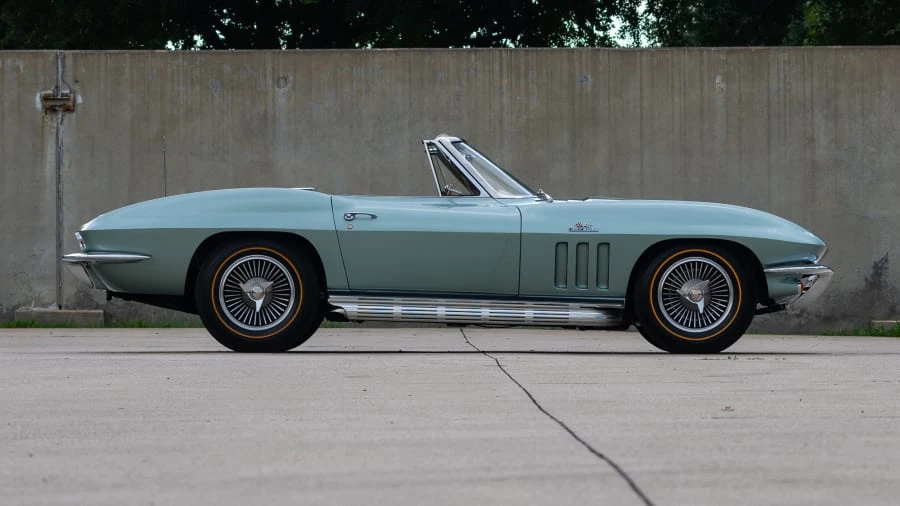 1966 Chevrolet Corvette C2 - Image 8 of 20