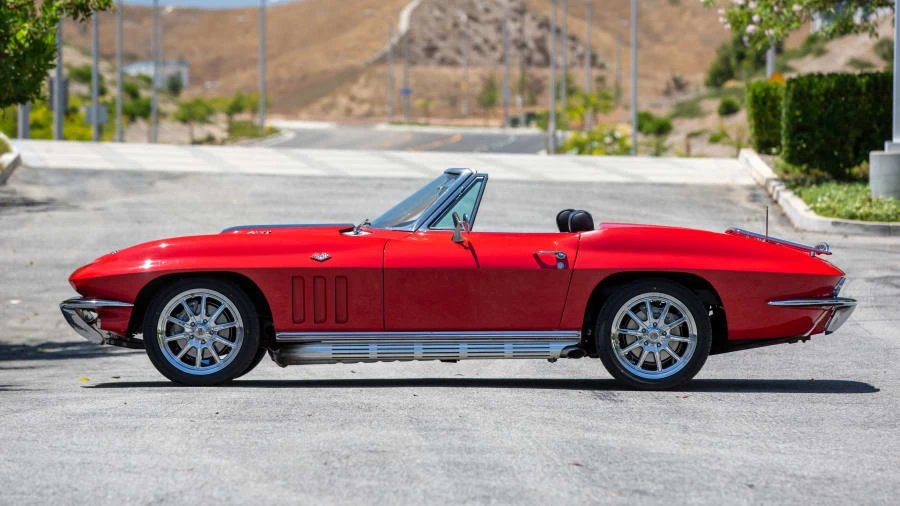1966 Chevrolet Corvette C2 - Image 2 of 20